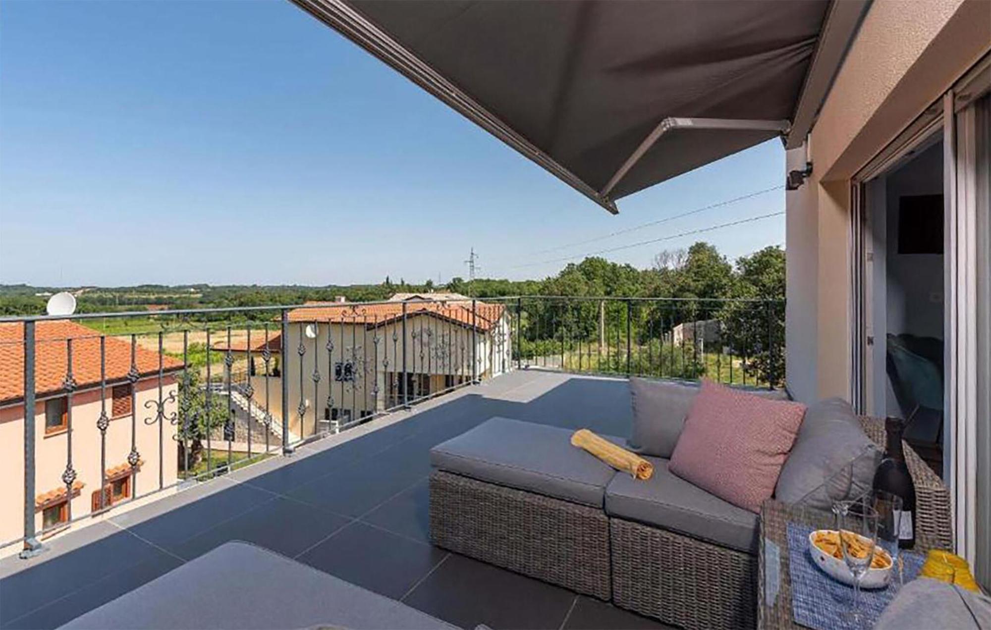 Holiday home Amazing In With Wifi